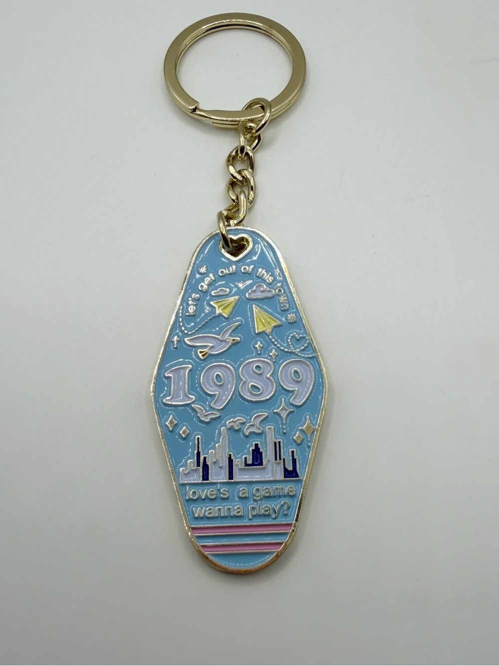1989 Inspired Motel Keychain Blue Enamel Key Ring New Gift Fan Accessory T Swift